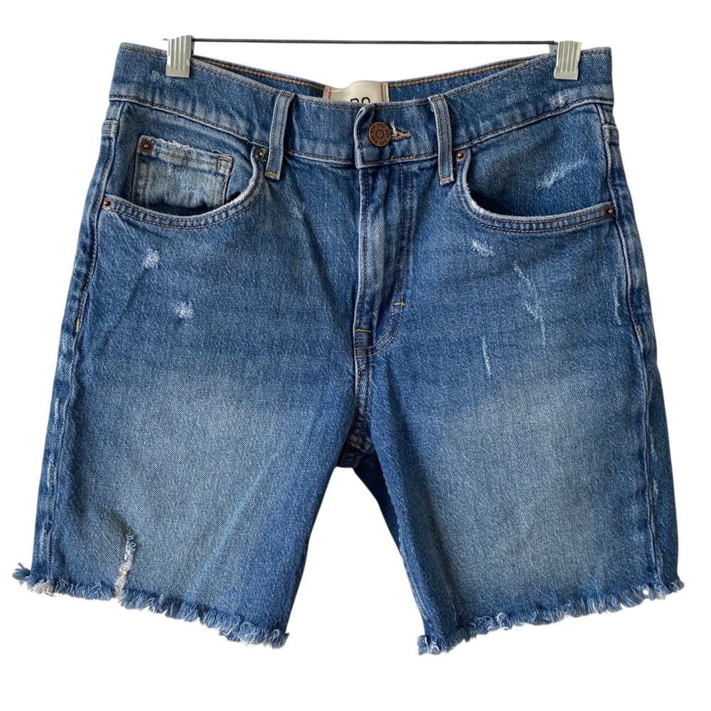 BDG Denim Jean Shorts Medium Blue Was Size 25 Raw Hem Summer Coastal Casual